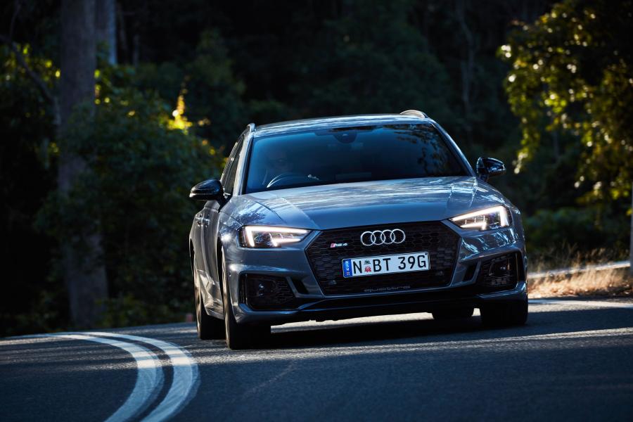  Audi RS4 Avant (B9) 2018 года  (AU) (фото 7 из 33)